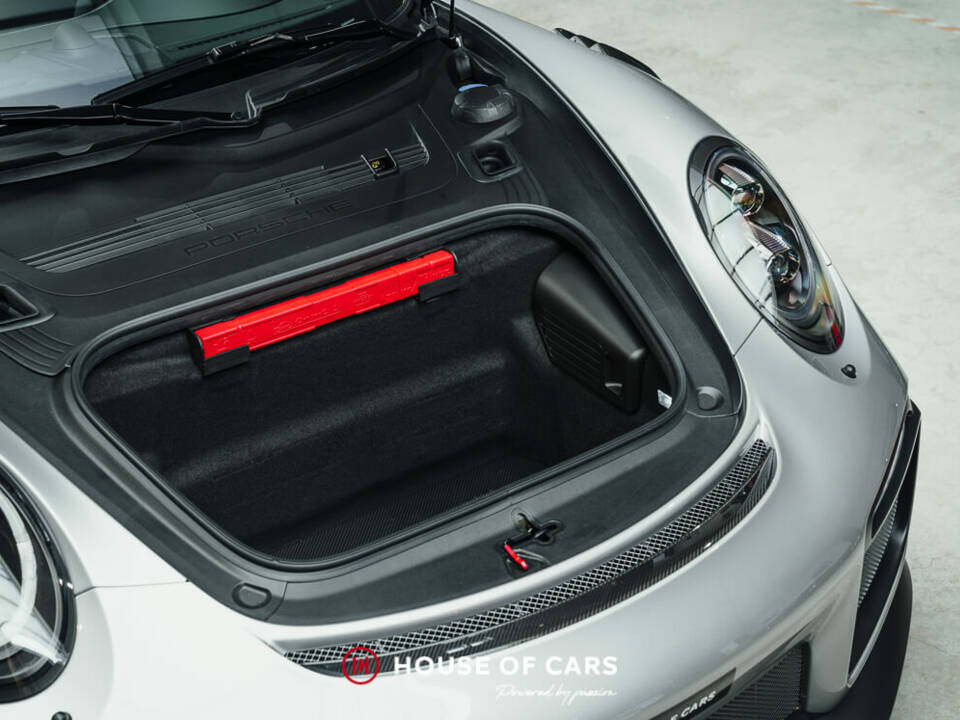 Bild 14/25 von Porsche 911 GT2 RS (2018)