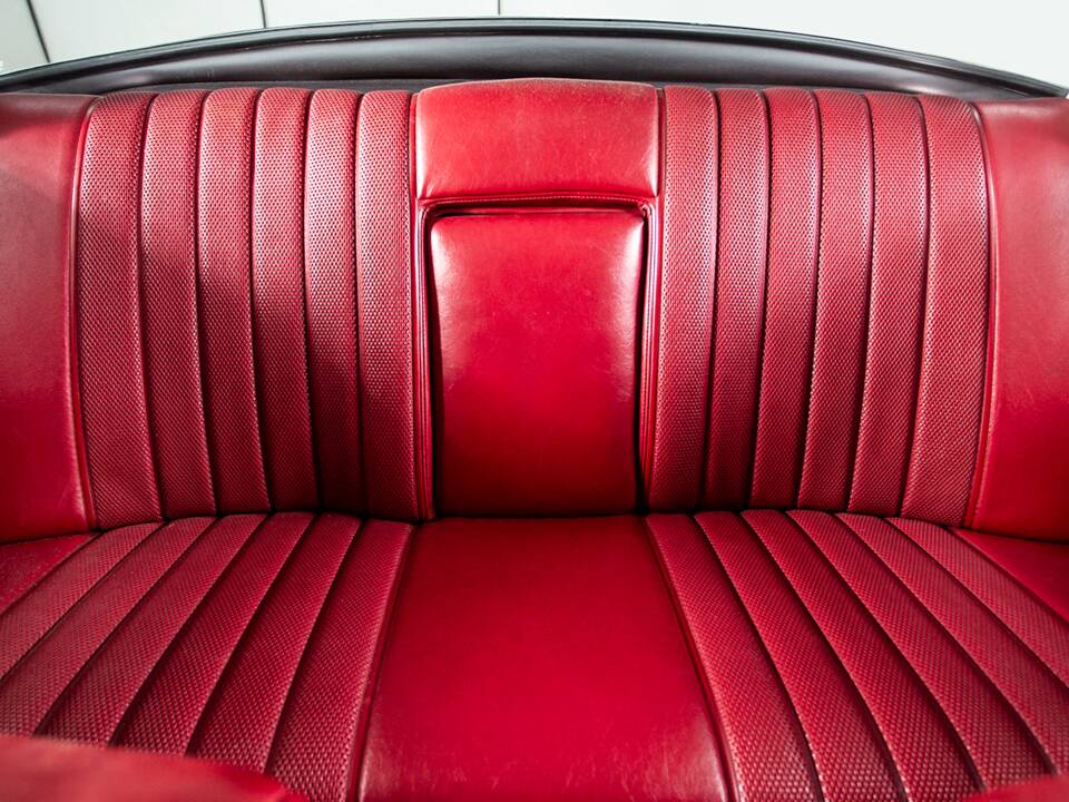 Imagen 14/32 de Mercedes-Benz 220 SE b (1965)