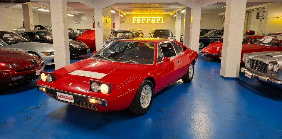 Image 22/45 of Ferrari Dino 208 GT4 (1976)