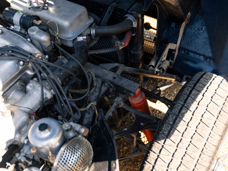 Image 50/86 de Jaguar E-Type (1967)