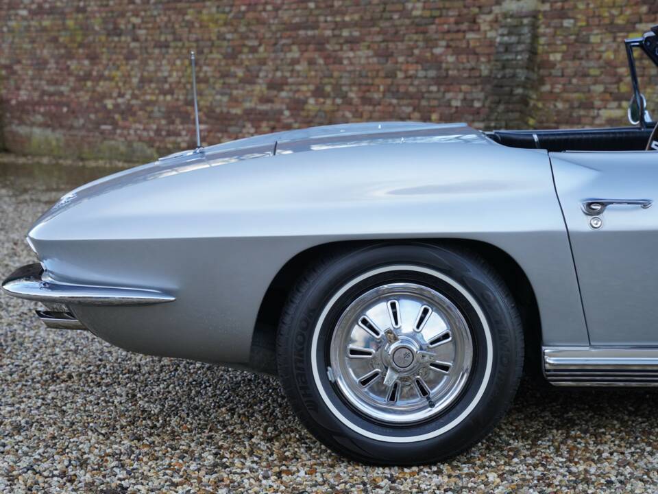 Immagine 45/50 di Chevrolet Corvette Sting Ray Convertible (1964)