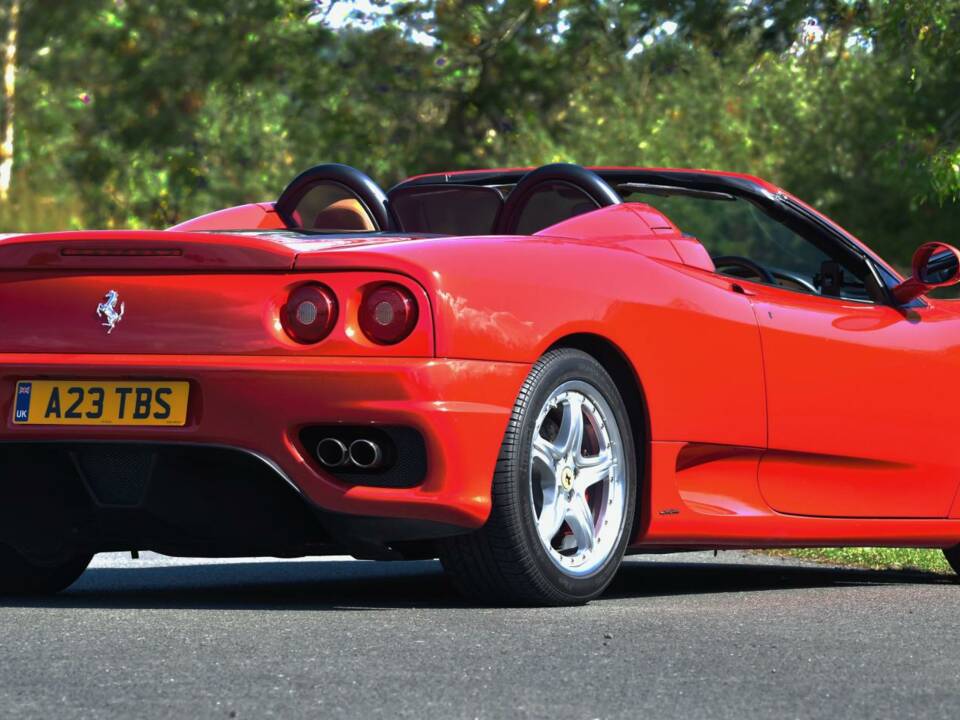 Imagen 8/50 de Ferrari 360 Spider (2003)
