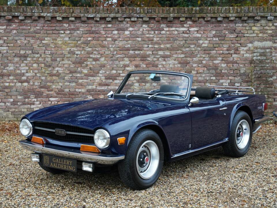 Image 50/50 de Triumph TR 6 (1972)