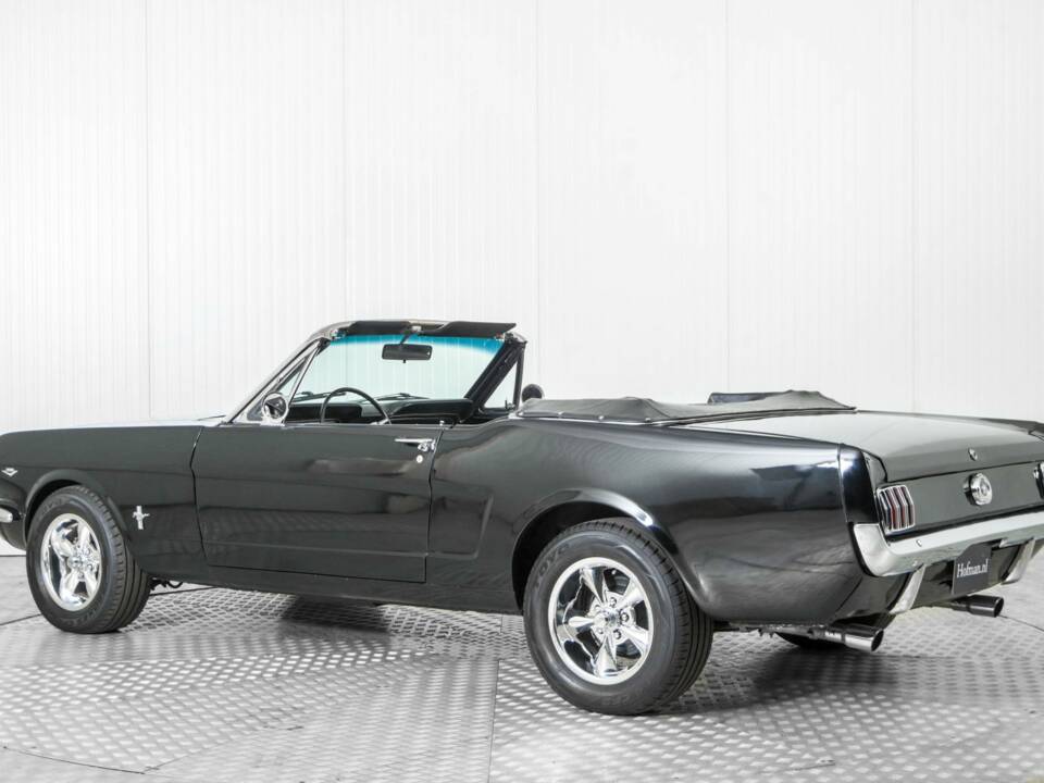 Immagine 6/50 di Ford Mustang 289 (1965)