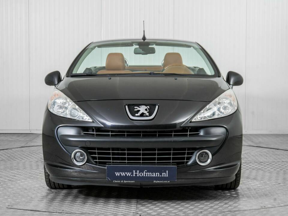Image 14/50 de Peugeot 207 CC 1.6 VTi (2008)
