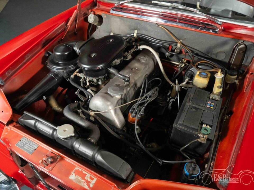 Bild 18/19 von Mercedes-Benz 230 S (1965)