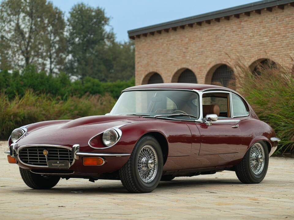 Bild 14/50 von Jaguar Type E V12 (2+2) (1972)