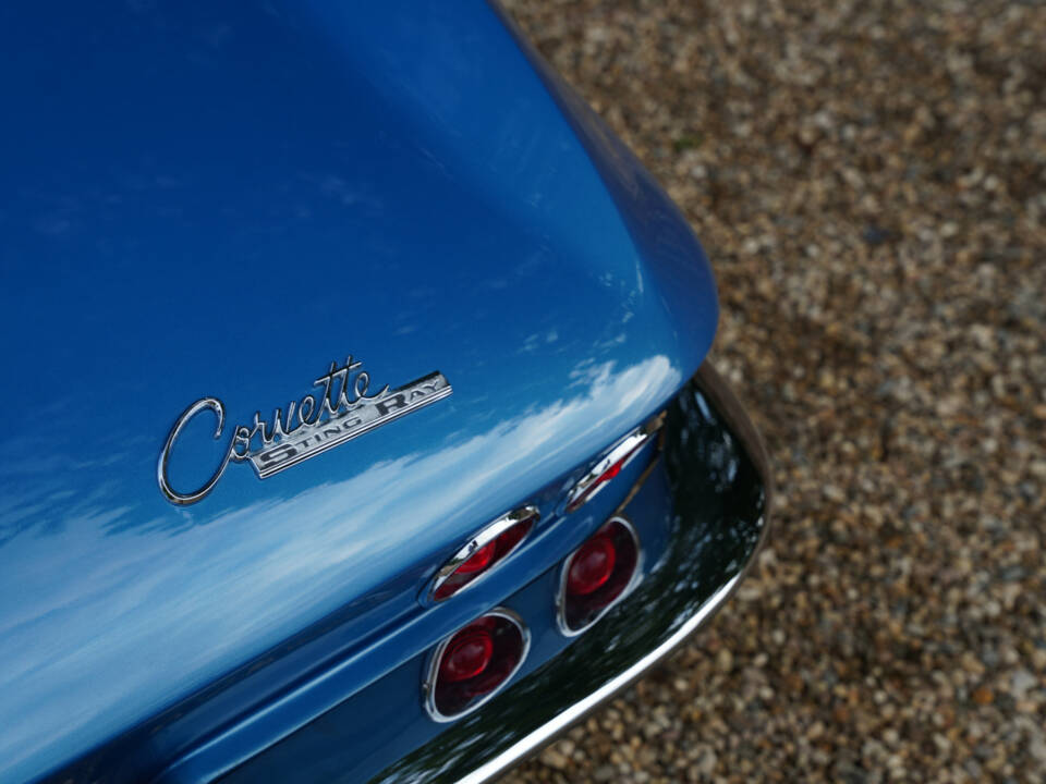 Image 48/50 of Chevrolet Corvette Sting Ray Convertible (1964)