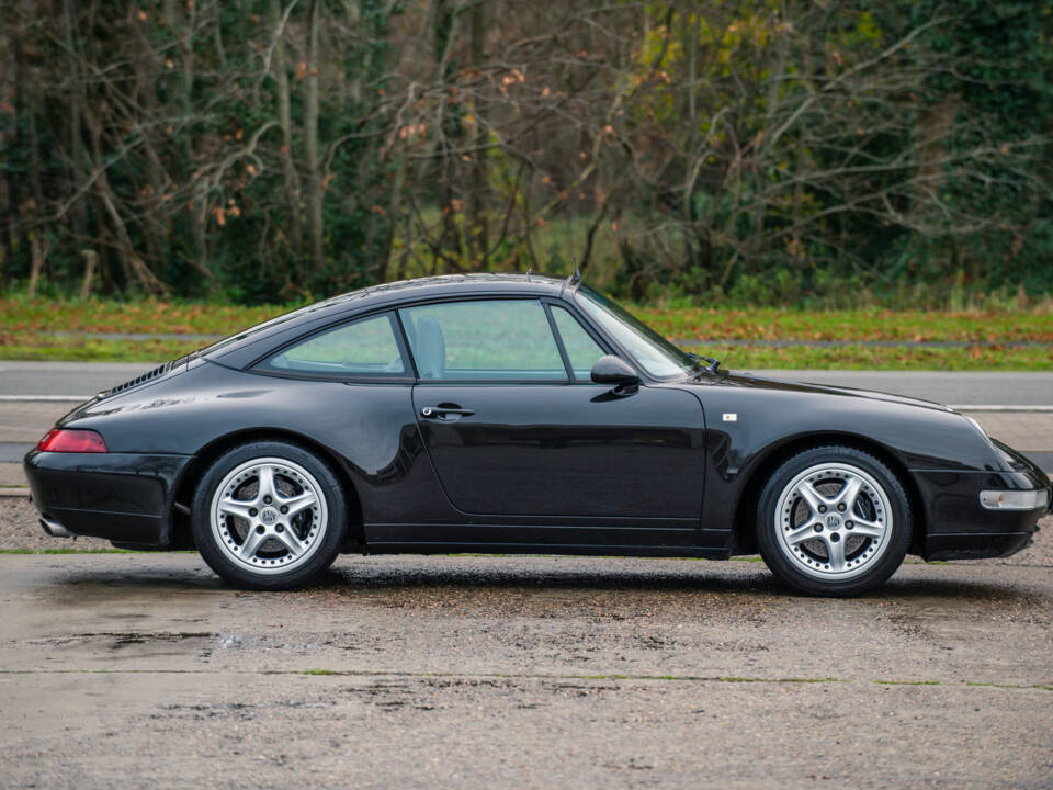 Bild 11/22 von Porsche 911 Carrera (1997)