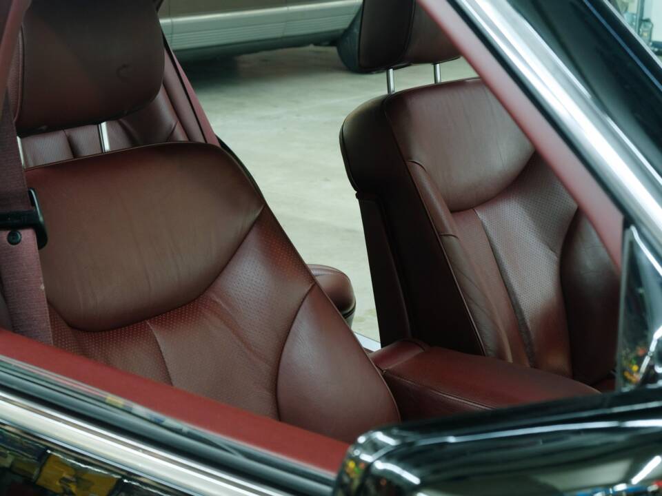 Bild 26/50 von Mercedes-Benz 500 SEL (1992)