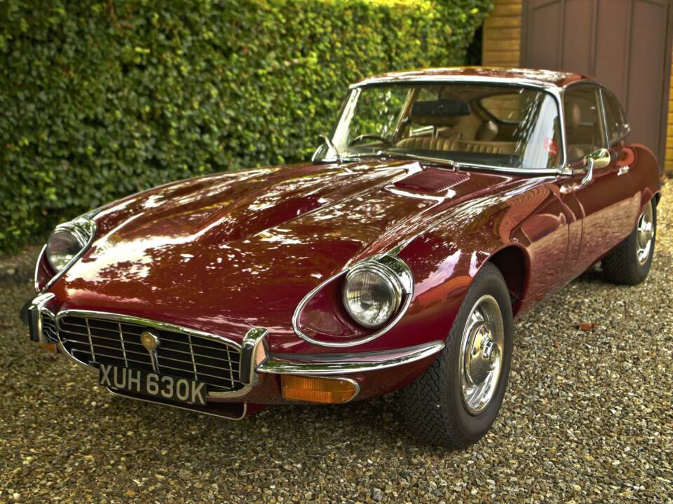 Imagen 3/50 de Jaguar E-Type V12 (2+2) (1972)