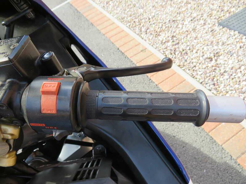 Bild 18/43 von Honda VF 1000RG (1988)