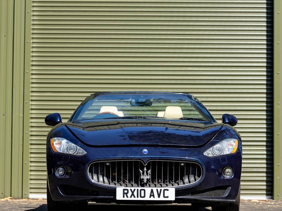 Immagine 34/36 di Maserati GranCabrio 4.7 (2010)