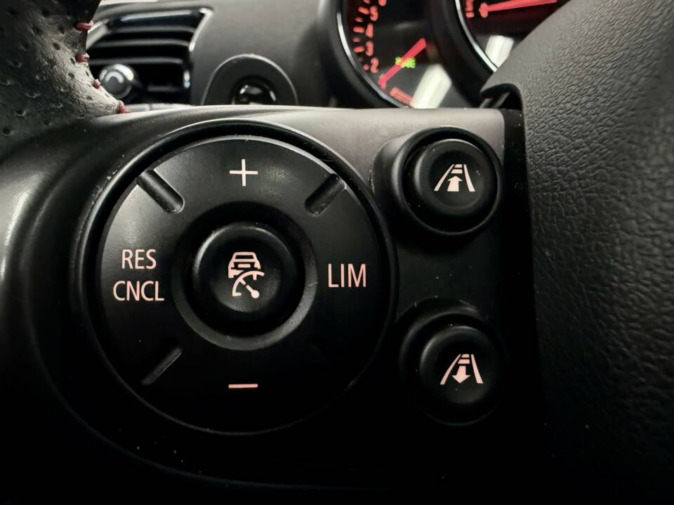 Afbeelding 25/26 van Mini John Cooper Works ALL4 (2020)