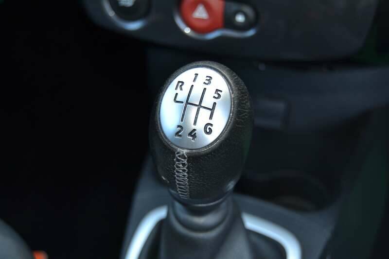 Image 13/28 of Renault Clio II 2.0 RS Cup (2010)