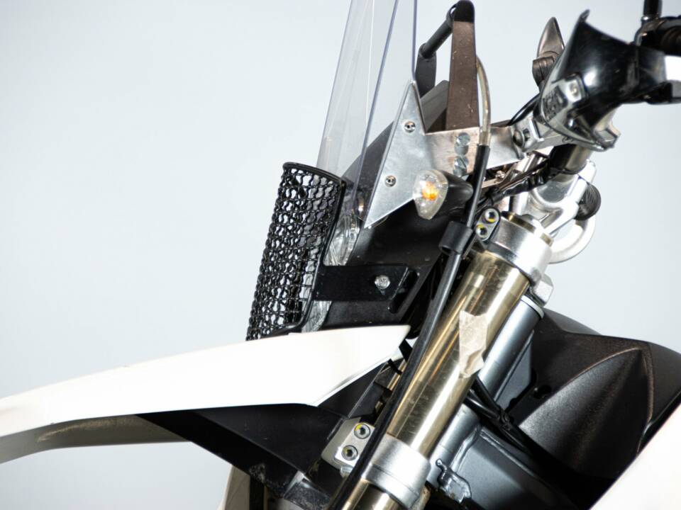 Image 23/50 de BMW DUMMY (2007)