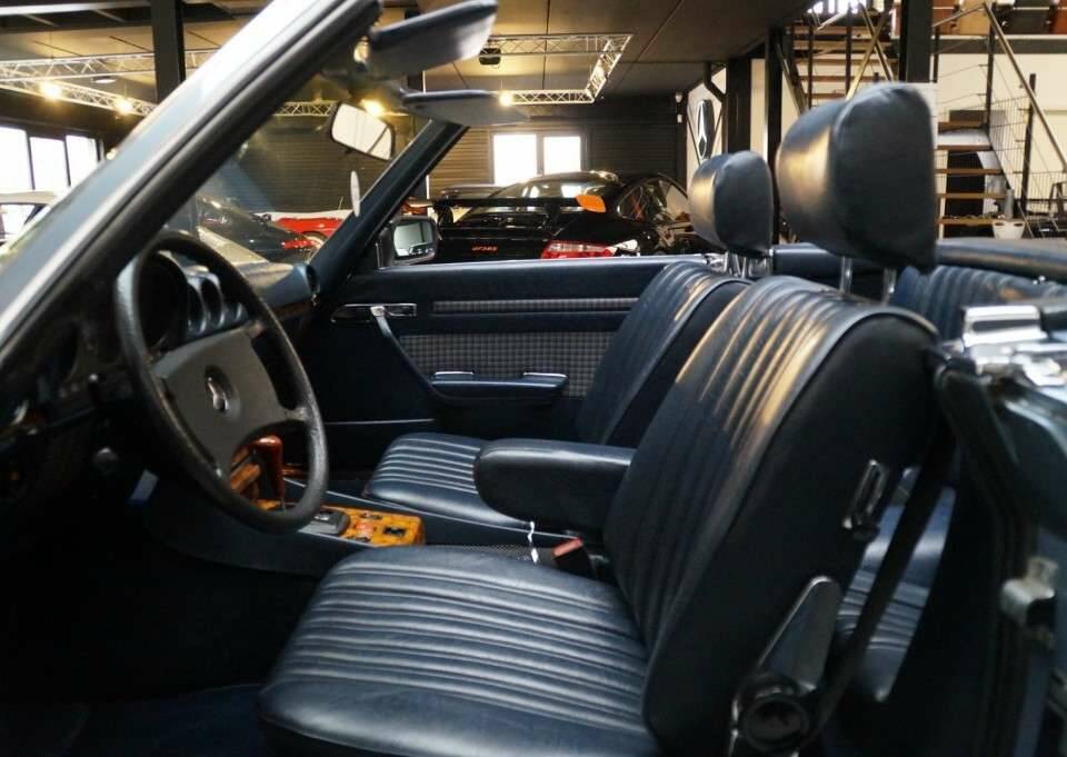 Image 7/41 of Mercedes-Benz 500 SL (1986)