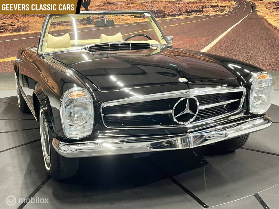 Image 6/46 de Mercedes-Benz 280 SL (1970)