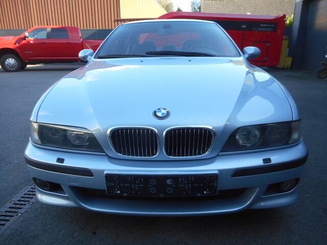 Immagine 3/22 di BMW M5 (1999)