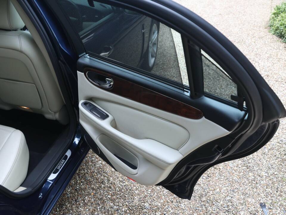 Afbeelding 26/34 van Jaguar XJR (2008)