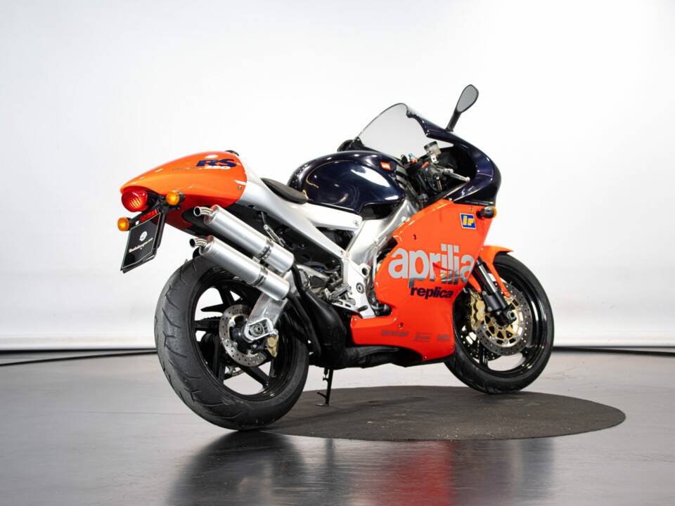Immagine 4/50 di Aprilia RS 250 (1998)