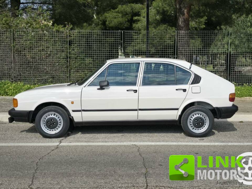 Image 9/10 of Alfa Romeo Alfasud 1.2 ti (1983)