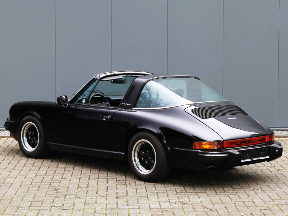 Image 48/67 de Porsche 911 2.7 S (1977)