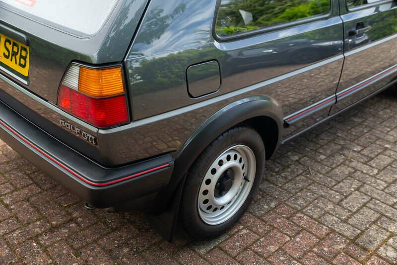Bild 28/50 von Volkswagen Golf II GTi 1.8 (1986)
