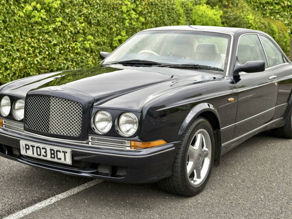Immagine 2/50 di Bentley Continental T (2003)