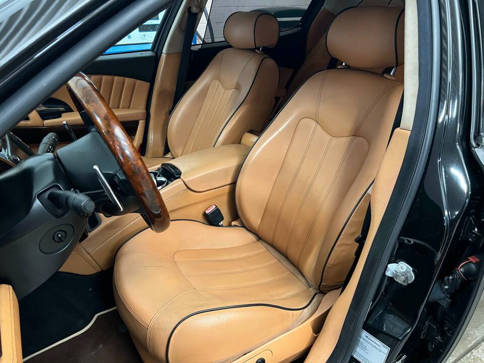 Bild 7/21 von Maserati Quattroporte S 4.7 (2009)