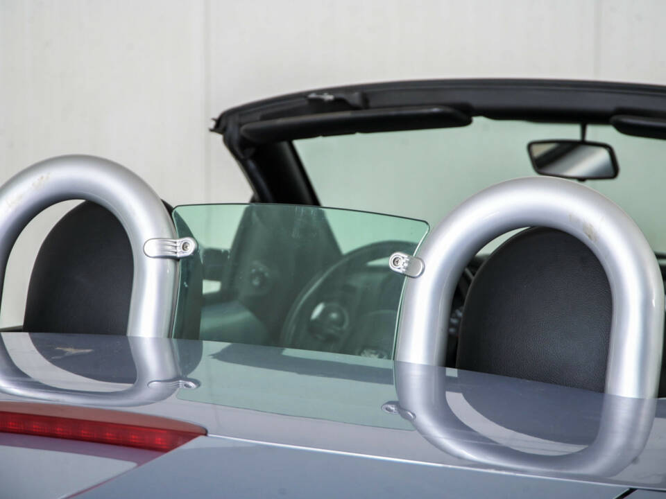 Image 35/50 of Ford Streetka (2004)