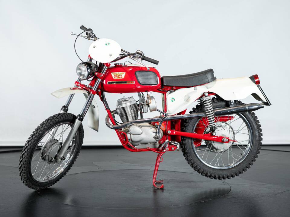 Bild 1/36 von Moto Morini DUMMY (1969)