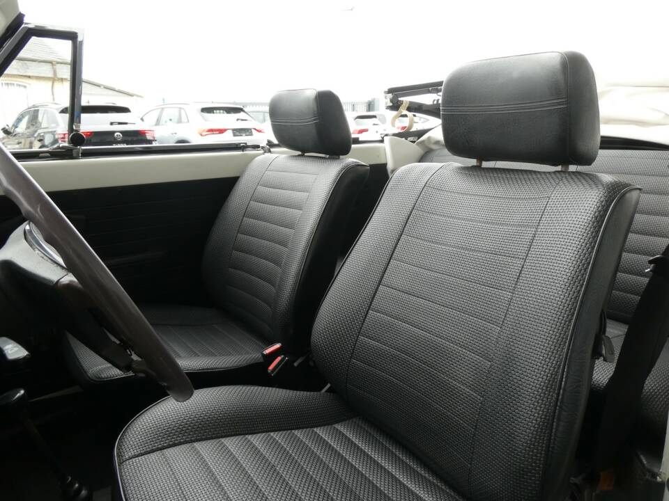 Immagine 10/22 di Volkswagen Käfer 1303 (1979)