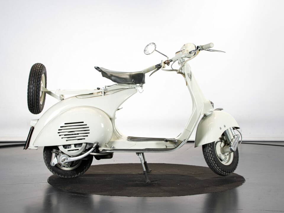 Afbeelding 5/50 van Piaggio Vespa 150 "Struzzo" VL (1956)
