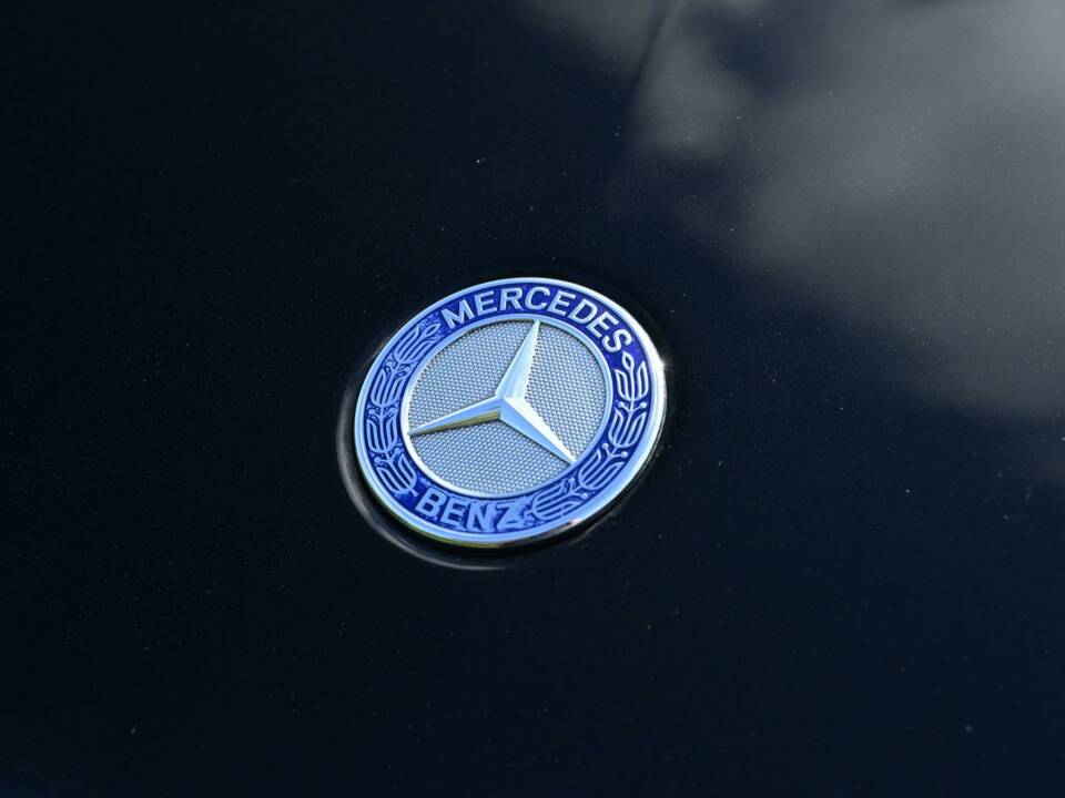 Image 16/49 of Mercedes-Benz ML 63 AMG (2013)