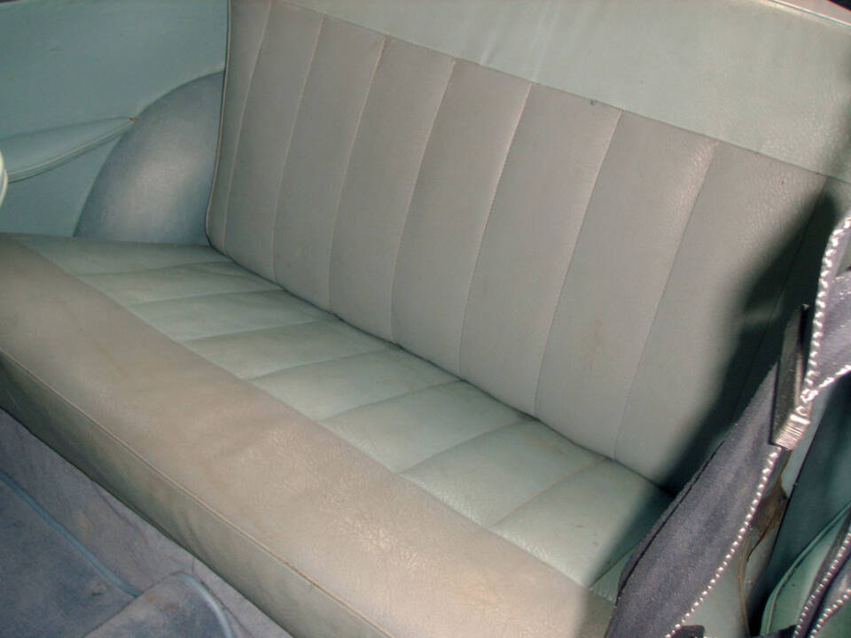 Immagine 2/7 di Morris Minor 1000 (1957)