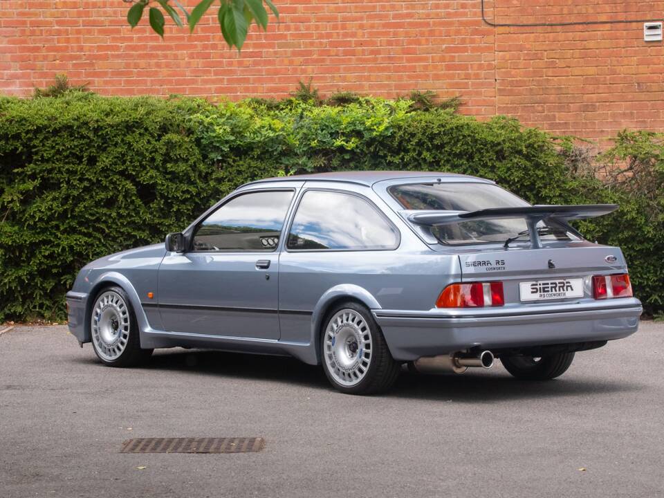 Image 47/50 of Ford Sierra RS Cosworth (1987)