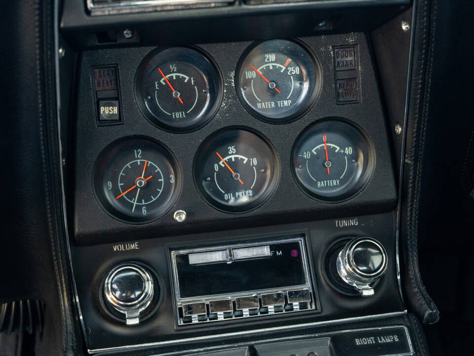 Bild 49/62 von Chevrolet Corvette Stingray (1970)