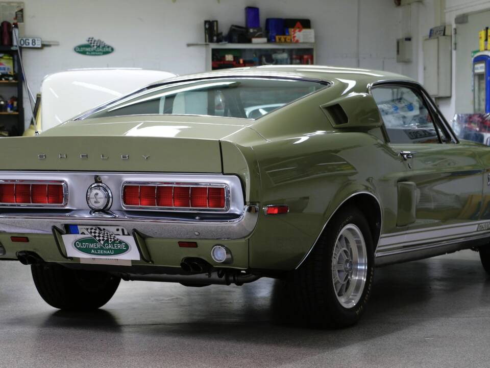 Image 8/14 de Ford Shelby GT 500-KR (1968)