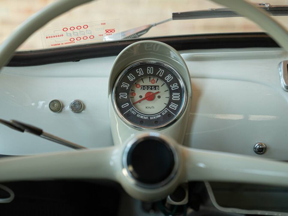 Imagen 38/50 de FIAT 500 D (1964)
