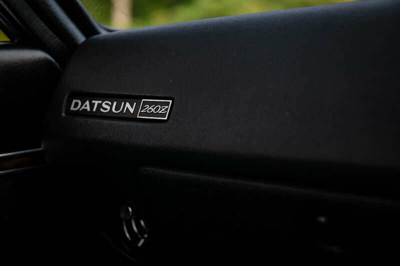 Image 18/35 of Datsun 260 Z (1976)