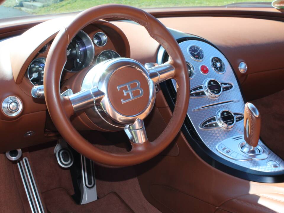 Immagine 11/18 di Bugatti Grand Sport (2011)
