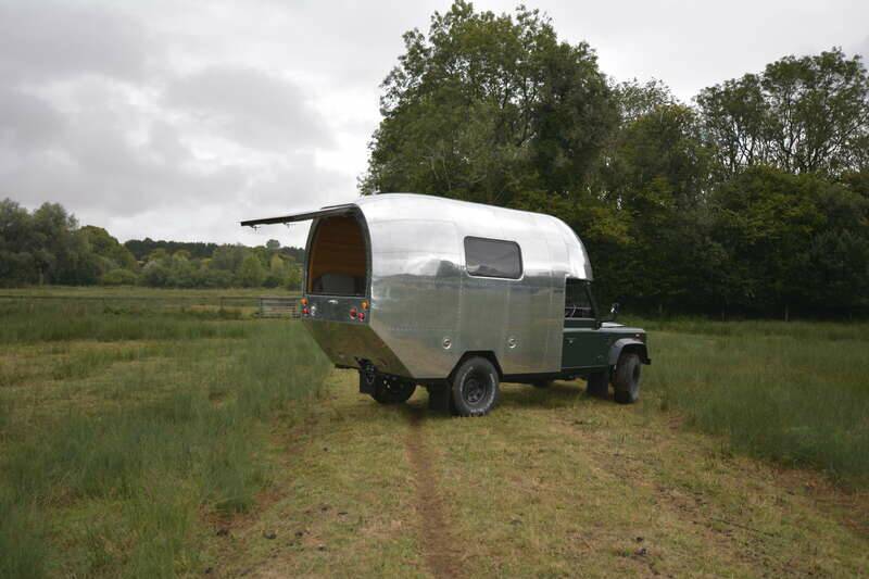 Bild 10/41 von Land Rover Defender 110 Td5 (2002)