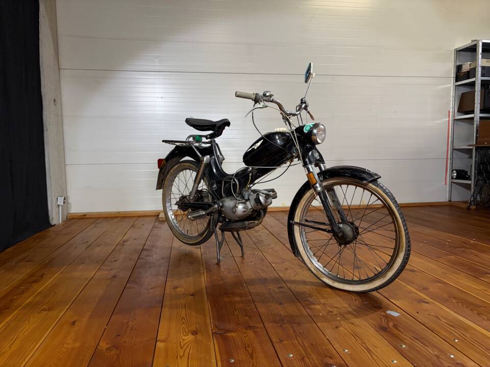 Image 3/20 de Puch MS 50 V (1900)