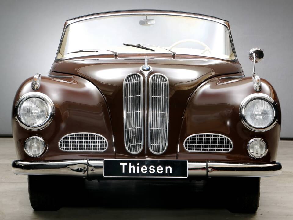 Image 4/26 of BMW 502 Autenrieth (1955)