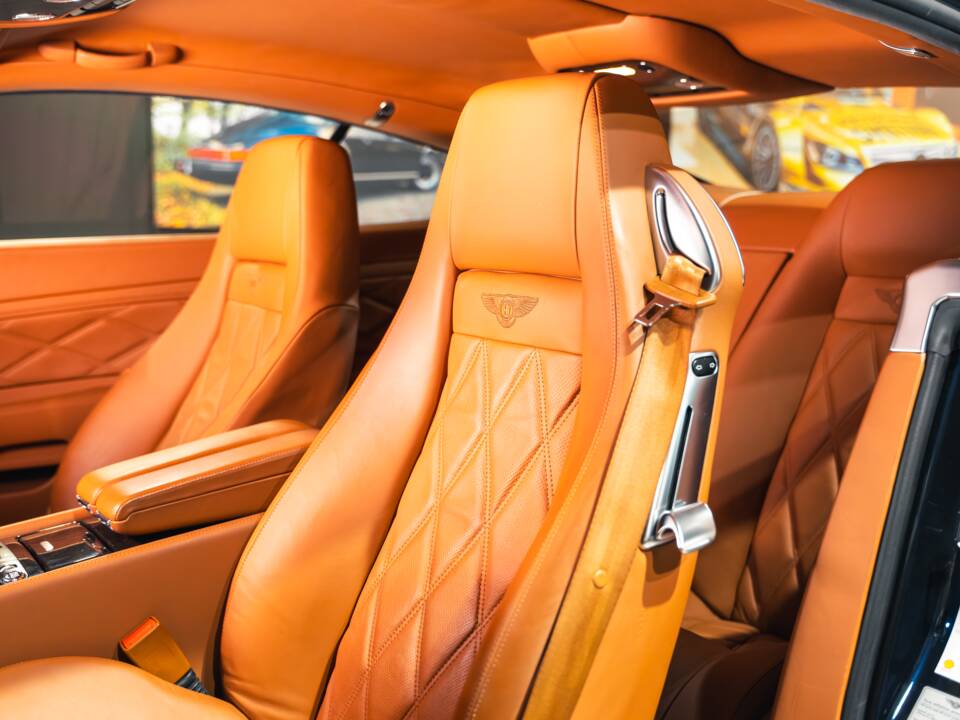 Bild 28/37 von Bentley Continental GT (2005)