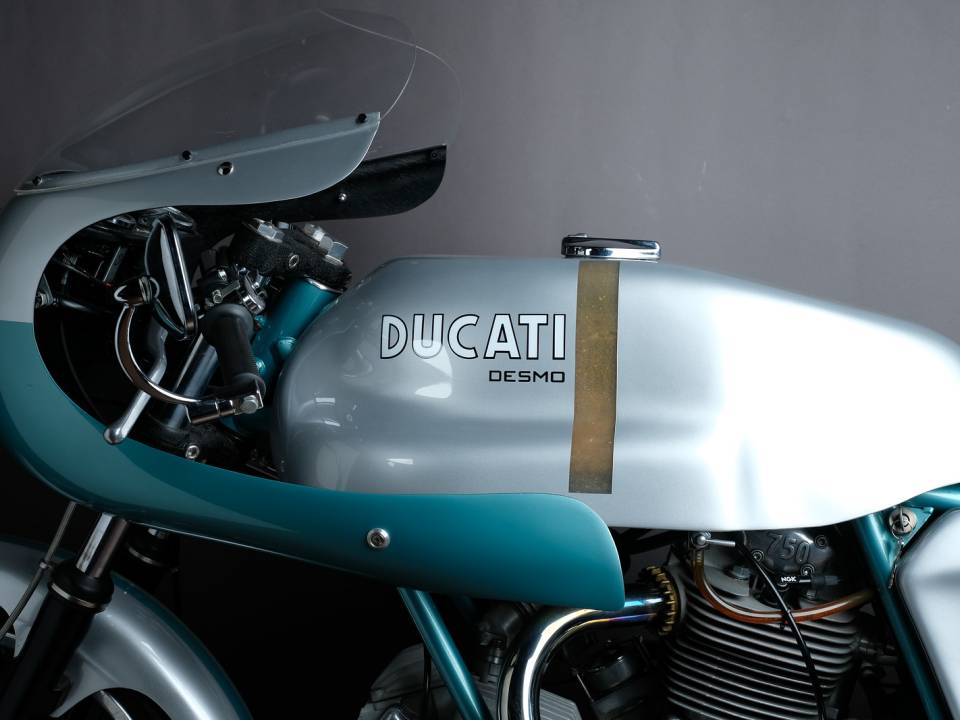Afbeelding 13/14 van Ducati DUMMY (1975)