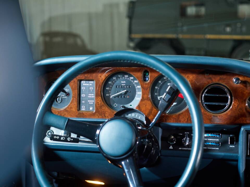 Bild 37/51 von Bentley Turbo R (1986)