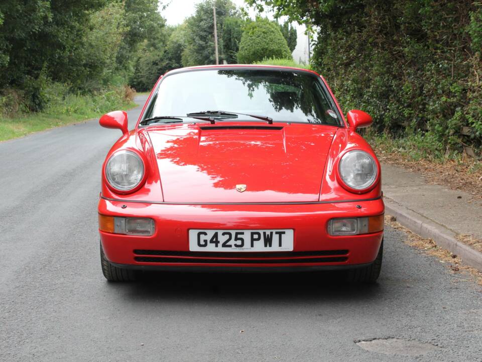Image 2/15 of Porsche 911 Carrera 4 (1989)