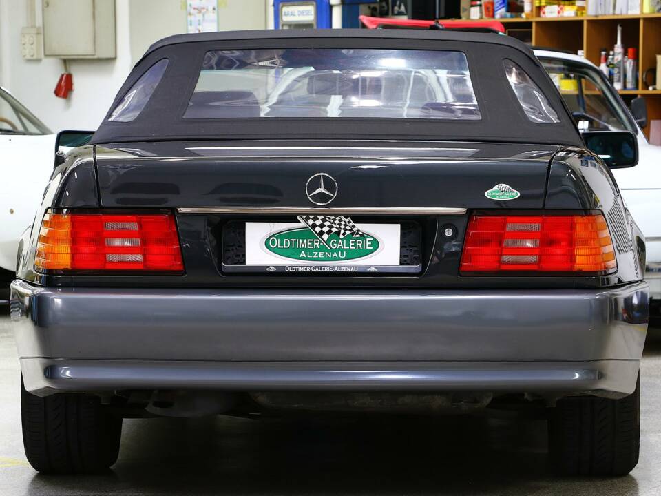 Image 36/36 of Mercedes-Benz 300 SL-24 (1993)